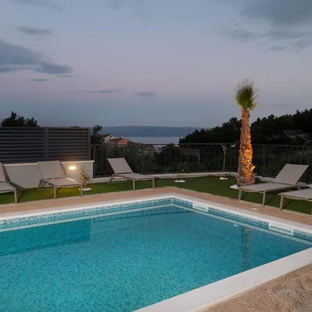 Vila Luxury David 1 - Heated Pool 38m2 *