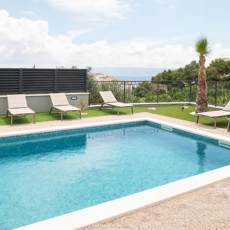 Vila Luxury David 1 - Heated Pool 38m2 Podstrana