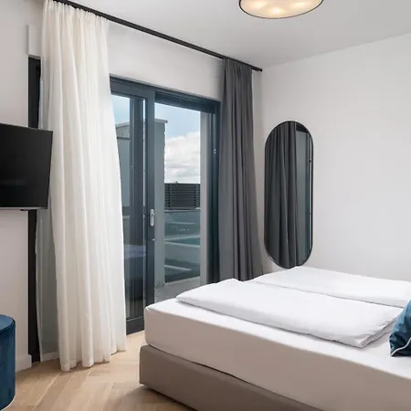 Willa Luxury David 1 - Heated Pool 38m2 Podstrana