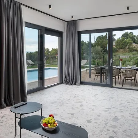 Luxury David 1 - Heated Pool 38m2 *