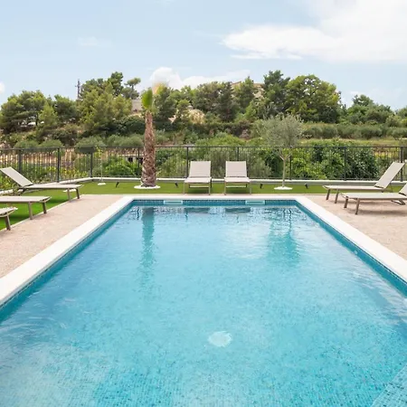 Luxury David 1 - Heated Pool 38m2 Willa