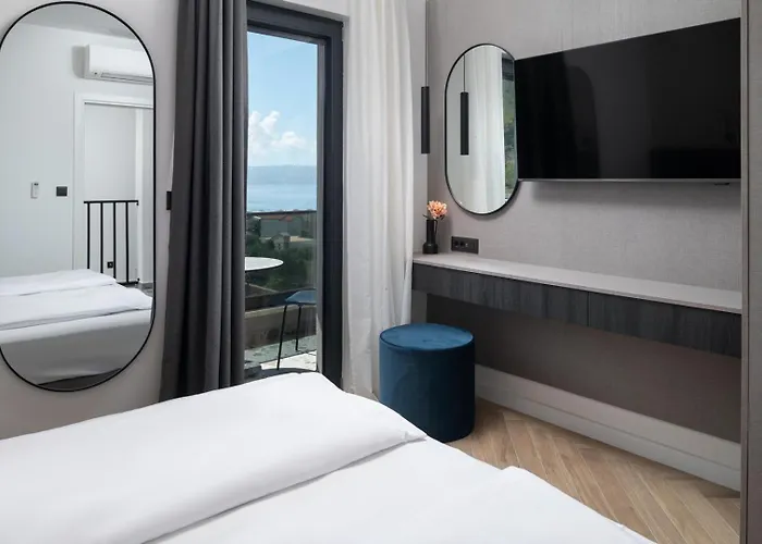 Villa Luxury David 1 - Heated Pool 38m2 Podstrana